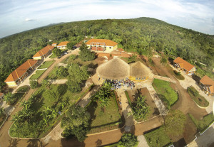 Das neue KSG-SolarCenter in Uganda. Foto: nh